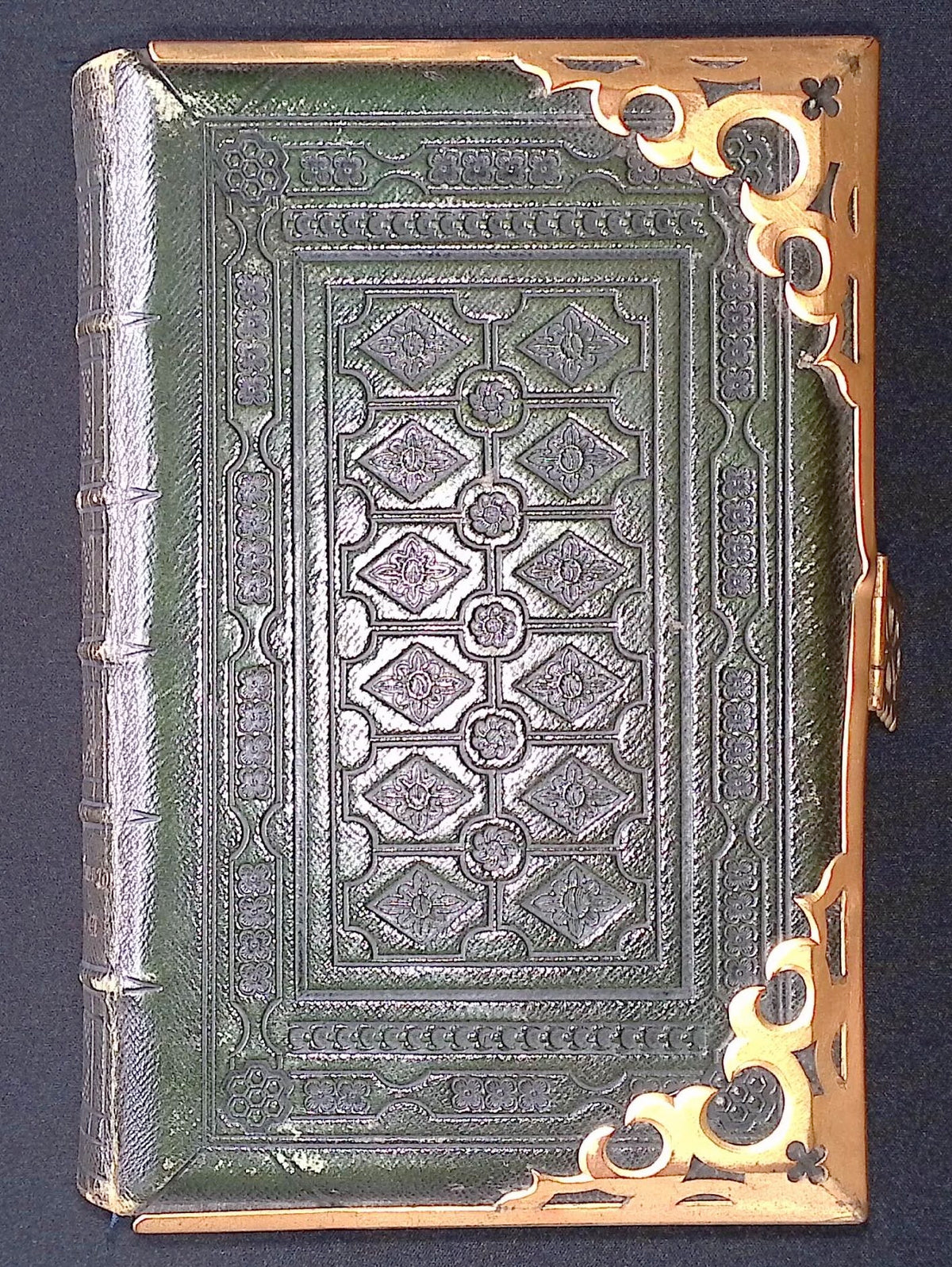 The Book of Common Prayer, & Administration of the Sacraments, & Other Rites & Ceremonies of the Church, According to the Use of the United Church of England & Ireland: Together with the Psalter of Psalms, Pointed as They are to be Sung etc.
