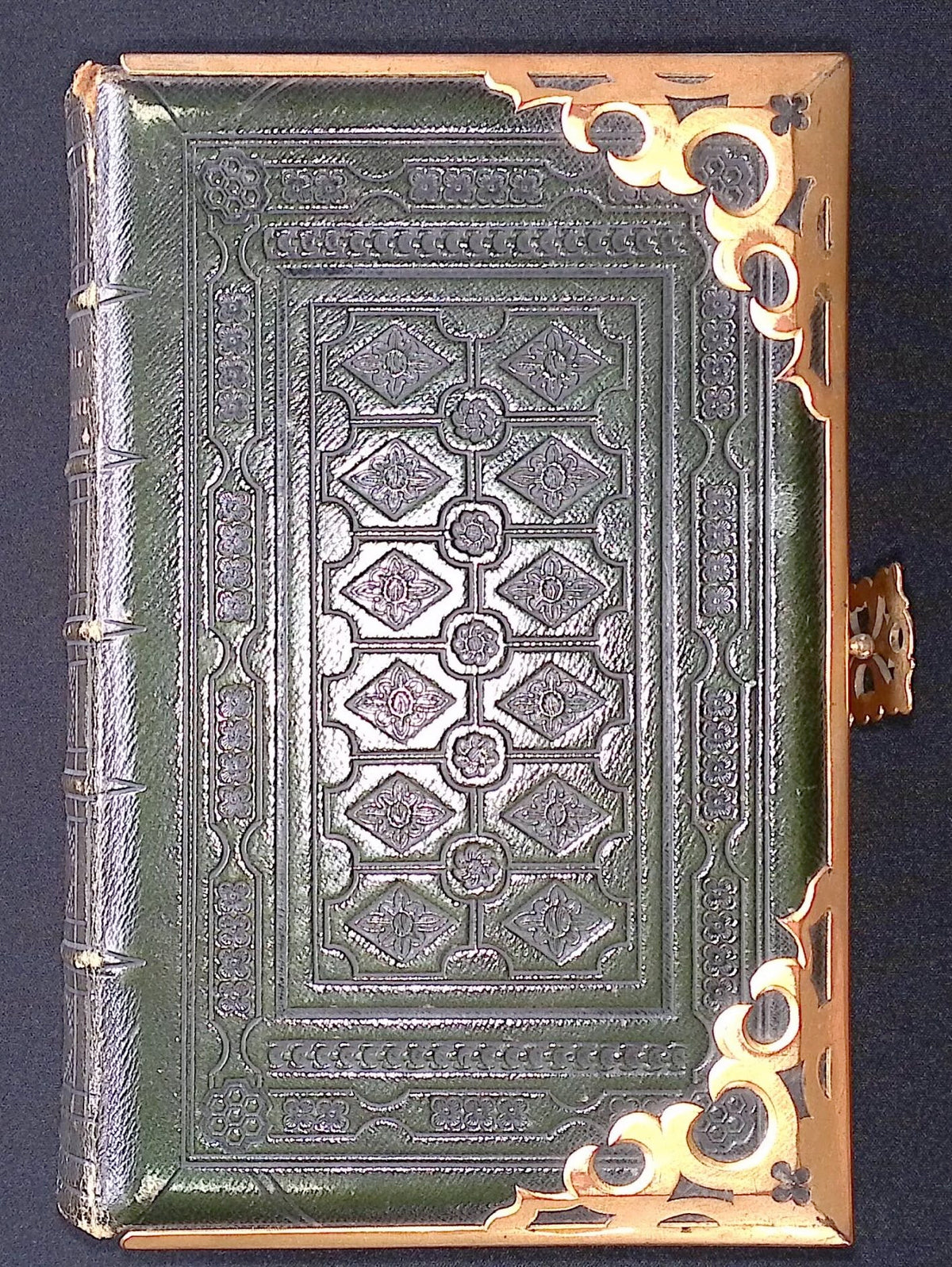 The Book of Common Prayer, & Administration of the Sacraments, & Other Rites & Ceremonies of the Church, According to the Use of the United Church of England & Ireland: Together with the Psalter of Psalms, Pointed as They are to be Sung etc.