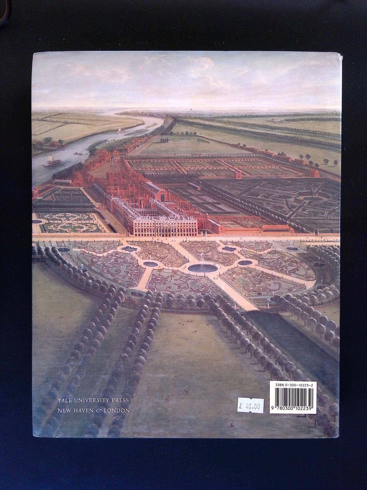 Hampton Court: A Social and Architectural History